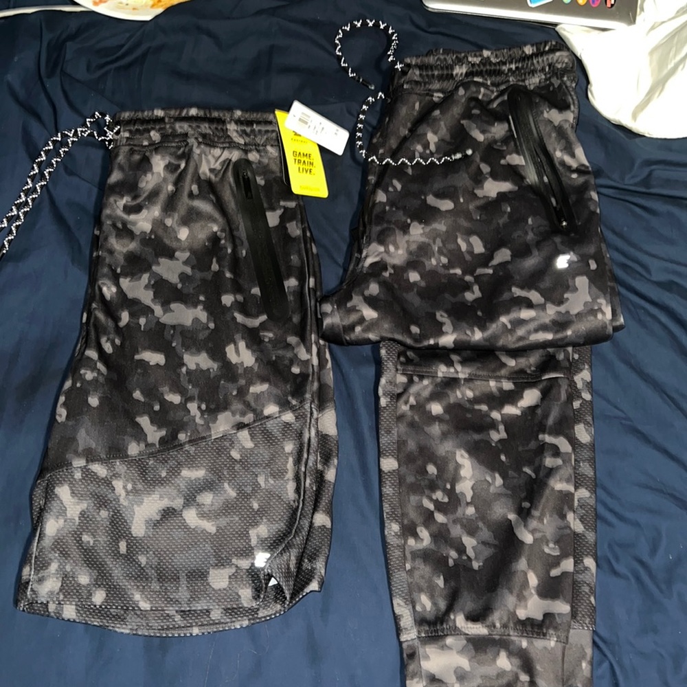 Eastbay athletic men’s shorts and jogger set size medium